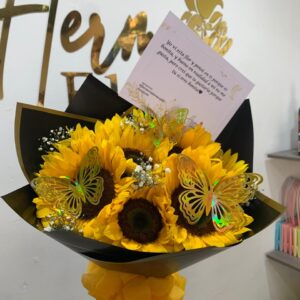 Bouquet de girasoles con mariposas